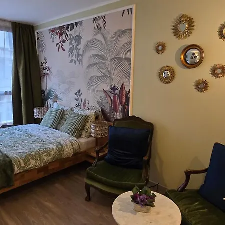 Cosy Quartier Louise Apartment Brussels